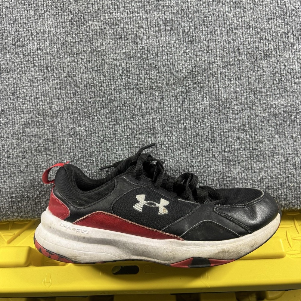 Under Armour Charged Shoes Mens Size 9.5 Black Red Running Athletic 3026860-003
